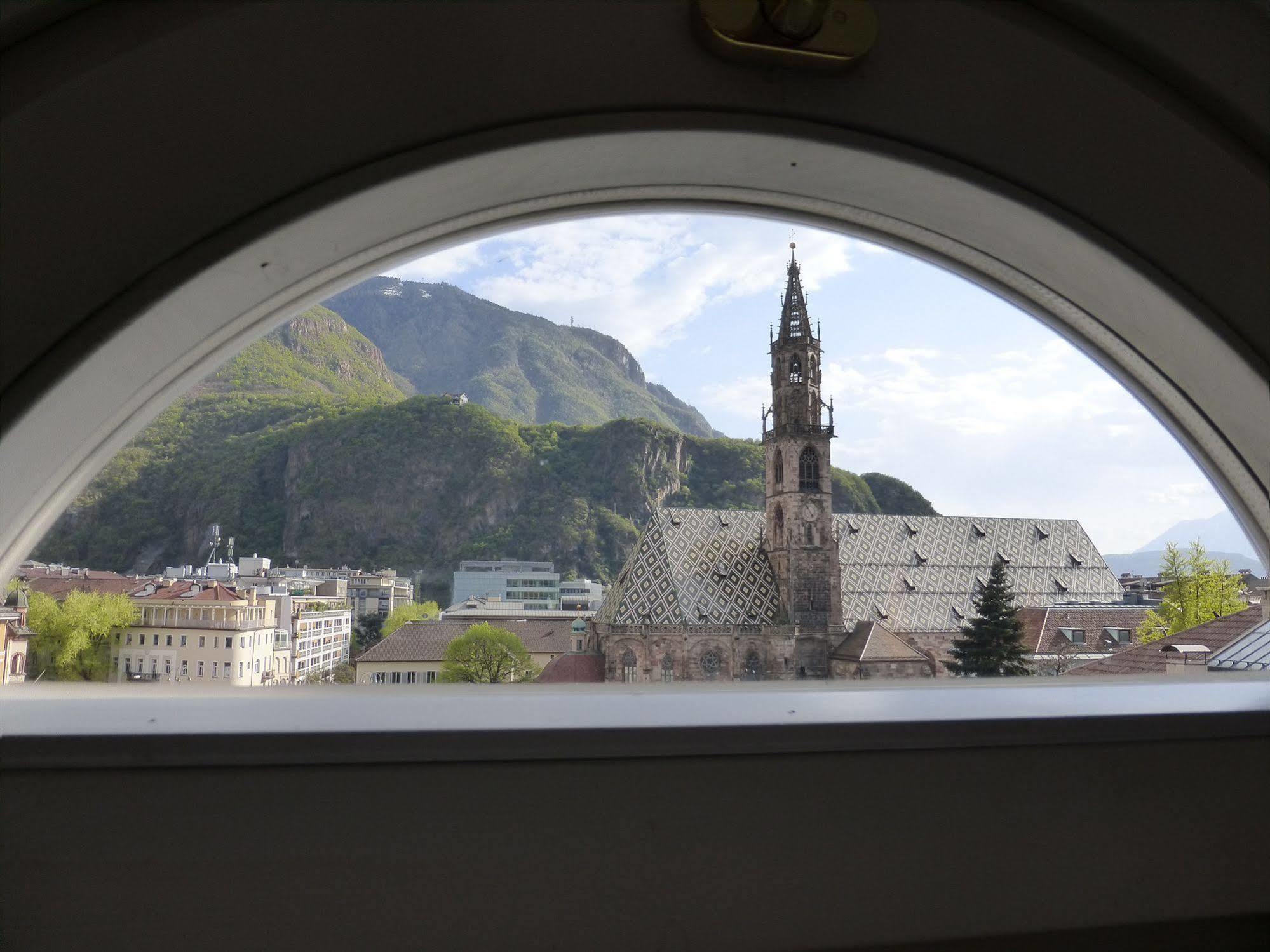 Stadt Hotel Città Bozen Extérieur photo